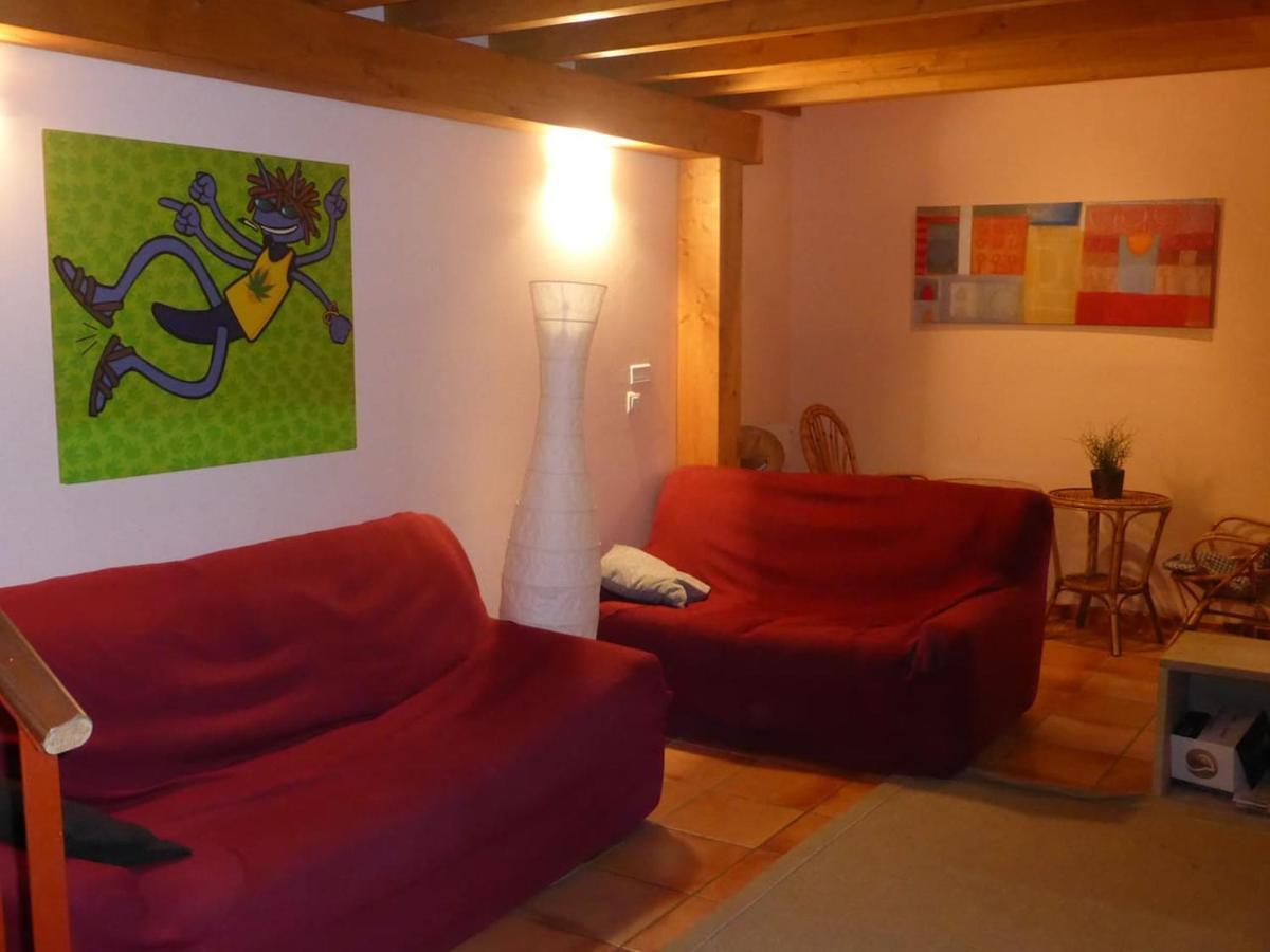 Una Casa Con Vistas En Pobes 外观 照片